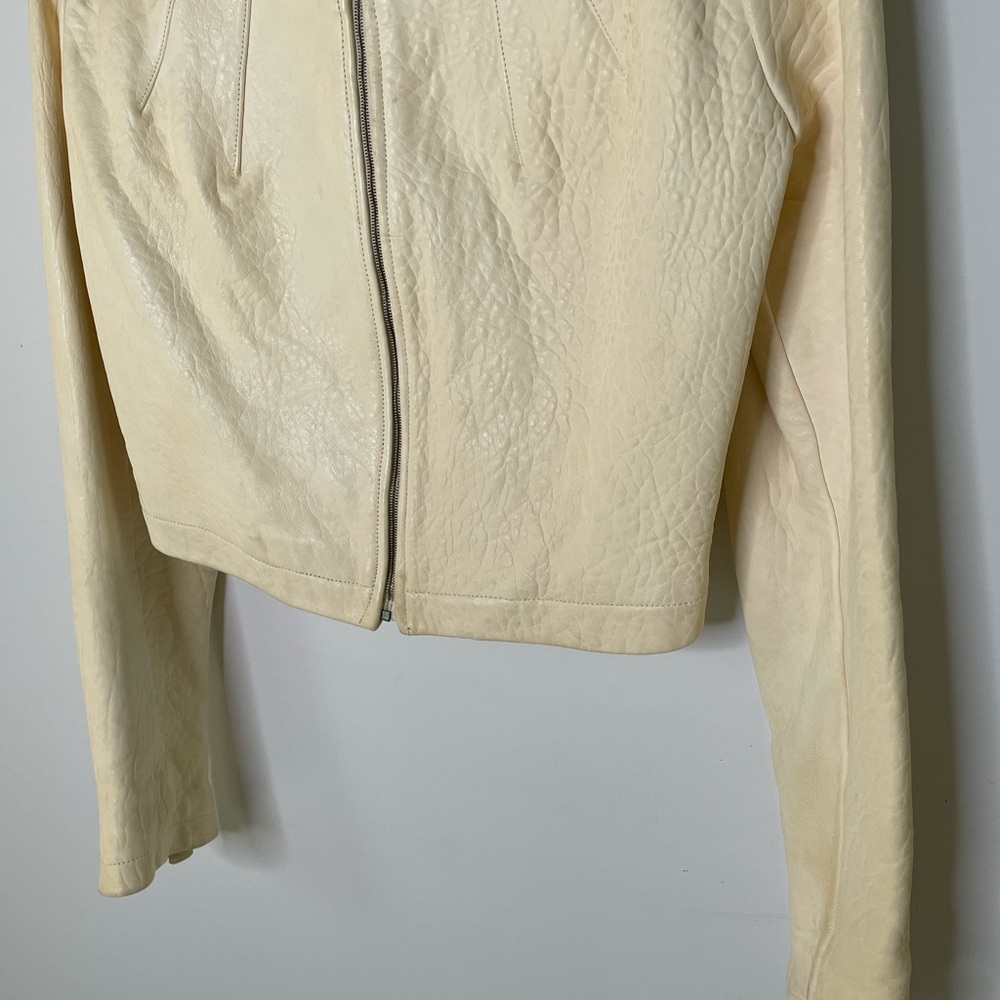 Jacket | 90s Vintage Podoll Cropped Leather Coat Butter Yellow Ruffle  **RARE** - Picture 4 of 16